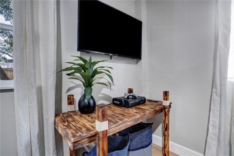 Apartamento en alquiler en Sarasota, Florida, 3 dormitorios, 114.83 m2 № 219976 - foto 23
