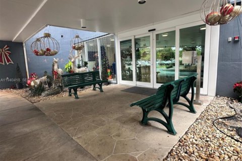 Apartamento en alquiler en Hollywood, Florida, 2 dormitorios, 102.19 m2 № 2057776 - foto 4