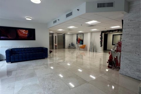 Apartamento en alquiler en Hollywood, Florida, 2 dormitorios, 102.19 m2 № 2057776 - foto 20