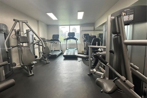 Apartamento en alquiler en Hollywood, Florida, 2 dormitorios, 102.19 m2 № 2057776 - foto 22