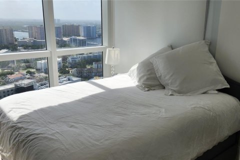 Снять в аренду кондоминиум в Санни-Айлс-Бич, Флорида 3 спальни, 146.51м2, № 2034254 - фото 13