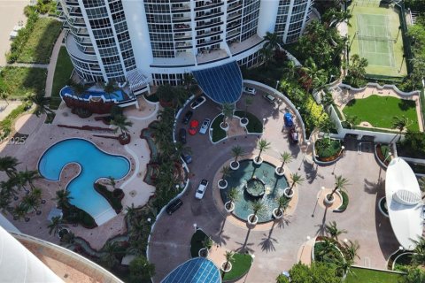 Снять в аренду кондоминиум в Санни-Айлс-Бич, Флорида 3 спальни, 146.51м2, № 2034254 - фото 20