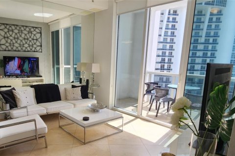 Снять в аренду кондоминиум в Санни-Айлс-Бич, Флорида 3 спальни, 146.51м2, № 2034254 - фото 8