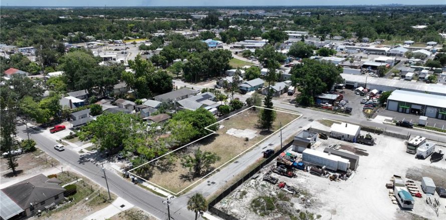 Terrain à Bradenton, Floride № 2157024