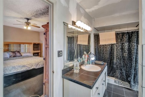 Купить виллу или дом в Майами, Флорида 5 спален, 228.17м2, № 1768489 - фото 23