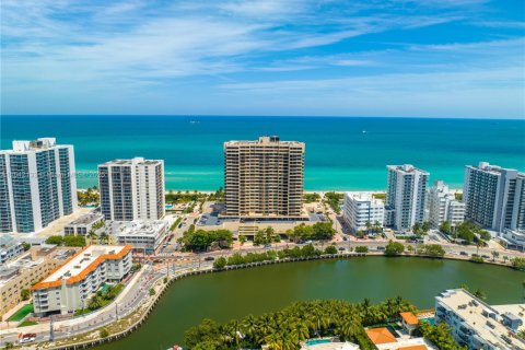 Condominio en venta en Miami Beach, Florida, 2 dormitorios, 96.34 m2 № 1058433 - foto 29