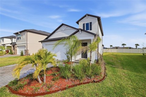 Casa en alquiler en Palmetto, Florida, 3 dormitorios, 201.23 m2 № 2099208 - foto 2