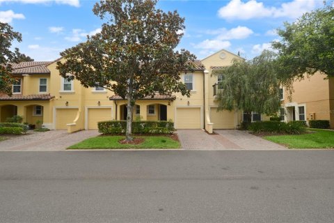 Townhouse in Maitland, Florida 3 bedrooms, 162.67 sq.m. № 1773395 - photo 3
