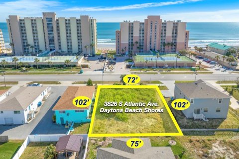 Terreno en venta en Daytona Beach Shores, Florida № 1589854 - foto 1