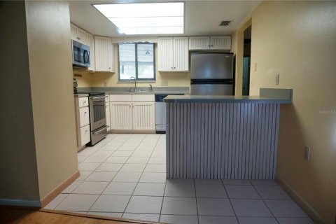 Duplex in Lakeland, Florida 2 bedrooms, 150.97 sq.m. № 1650812 - photo 10