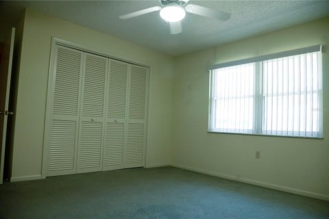Duplex in Lakeland, Florida 2 bedrooms, 150.97 sq.m. № 1650812 - photo 18