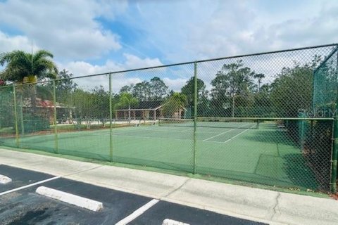 Duplex in Lakeland, Florida 2 bedrooms, 150.97 sq.m. № 1650812 - photo 27