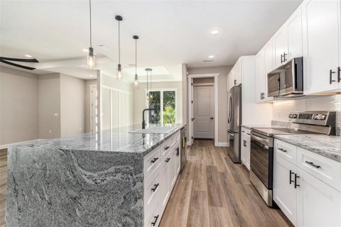 Casa en venta en New Port Richey, Florida, 3 dormitorios, 145.02 m2 № 1832616 - foto 12