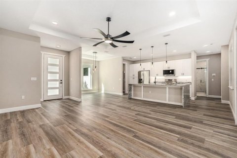Casa en venta en New Port Richey, Florida, 3 dormitorios, 145.02 m2 № 1832616 - foto 6
