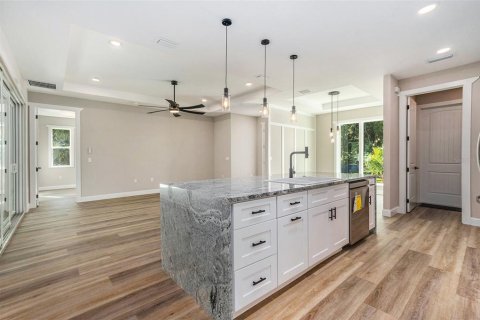 Casa en venta en New Port Richey, Florida, 3 dormitorios, 145.02 m2 № 1832616 - foto 13
