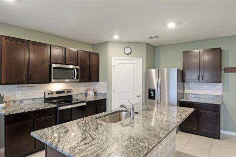 House in Bradenton, Florida 5 bedrooms, 242.01 sq.m. № 1845081 - photo 22