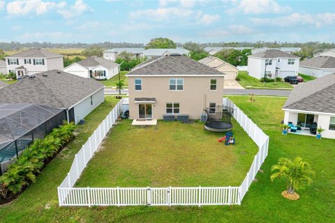 House in Bradenton, Florida 5 bedrooms, 242.01 sq.m. № 1845081 - photo 11