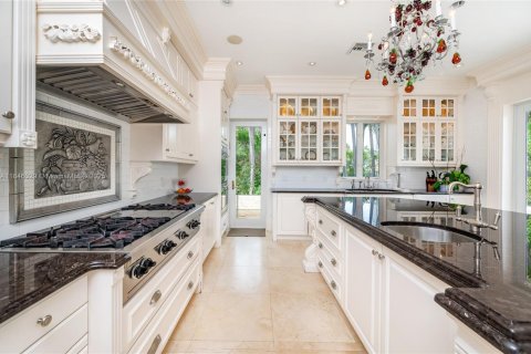 Land in Miami Beach, Florida № 1842848 - photo 13