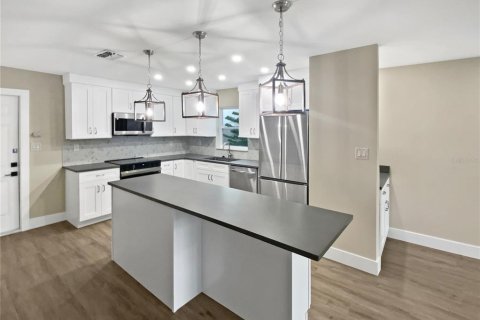 Купить виллу или дом в Гудзон, Флорида 3 комнаты, 183.48м2, № 1822586 - фото 12