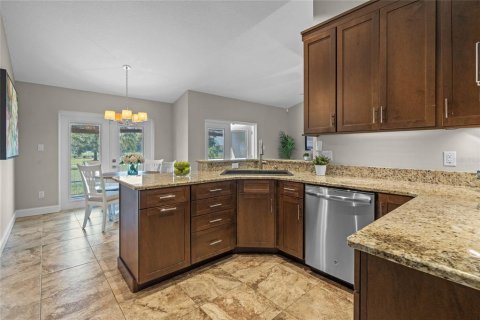 House in Mount Dora, Florida 3 bedrooms, 179.39 sq.m. № 1571505 - photo 16