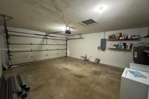 Снять в аренду виллу или дом в Пальметто-Бей, Флорида 3 спальни, 142.42м2, № 2002558 - фото 12