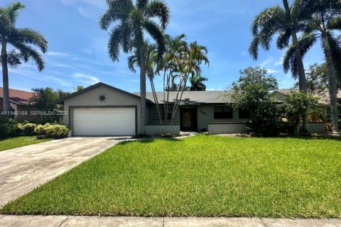 Дом в Пальметто-Бей, Флорида 3 спальни, 142.42м2 № 2002558