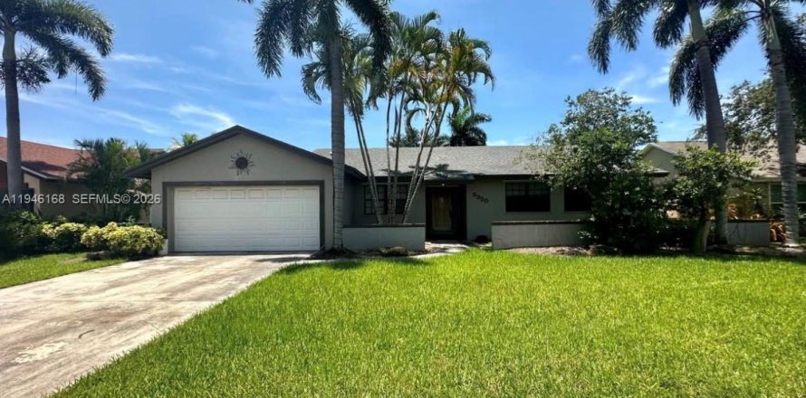 Дом в Пальметто-Бей, Флорида 3 спальни, 142.42м2 № 2002558