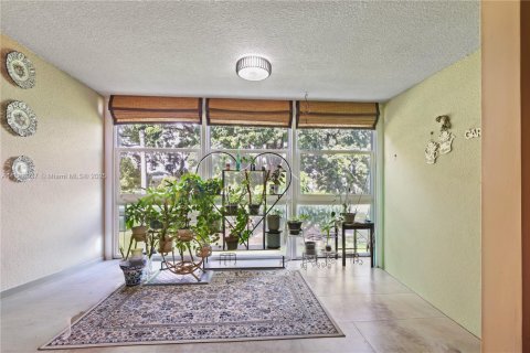 Condominio en venta en Margate, Florida, 2 dormitorios, 92.9 m2 № 1944716 - foto 3