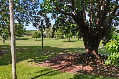 Condominio en venta en Margate, Florida, 2 dormitorios, 92.9 m2 № 1944716 - foto 12