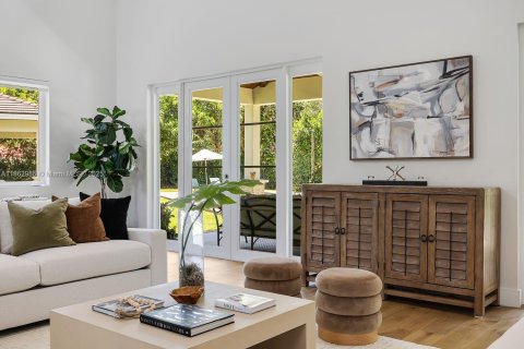 Casa en venta en Palmetto Bay, Florida, 5 dormitorios, 452.43 m2 № 1891379 - foto 16