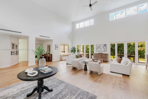 Casa en venta en Palmetto Bay, Florida, 5 dormitorios, 452.43 m2 № 1891379 - foto 5