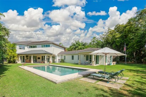 Casa en venta en Palmetto Bay, Florida, 5 dormitorios, 452.43 m2 № 1891379 - foto 1