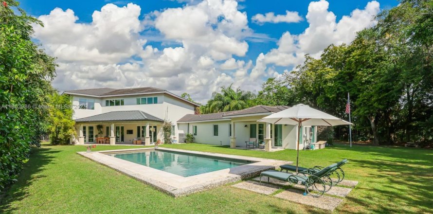 Casa en Palmetto Bay, Florida 5 dormitorios, 452.43 m2 № 1891379