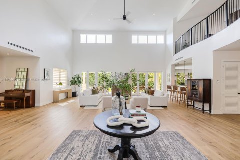 Casa en venta en Palmetto Bay, Florida, 5 dormitorios, 452.43 m2 № 1891379 - foto 4