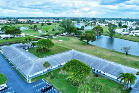 Condo in Boynton Beach, Florida, 2 bedrooms  № 2399632 - photo 3