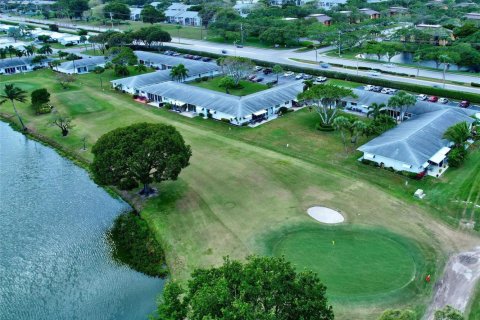 Condo in Boynton Beach, Florida, 2 bedrooms  № 2399632 - photo 17