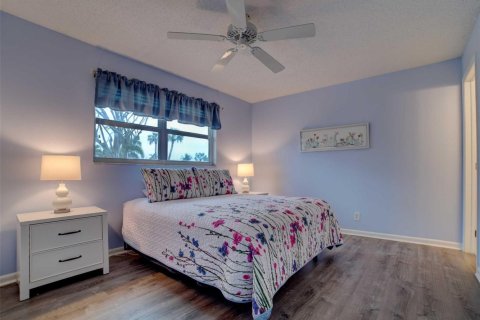 Condo in Boynton Beach, Florida, 2 bedrooms  № 2399632 - photo 7