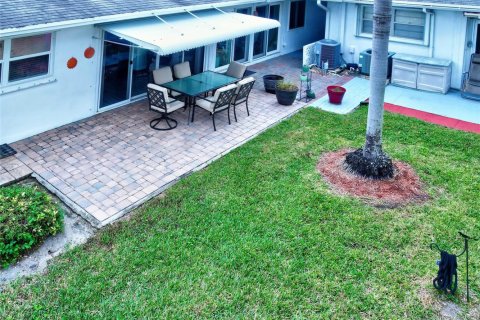 Condo in Boynton Beach, Florida, 2 bedrooms  № 2399632 - photo 15