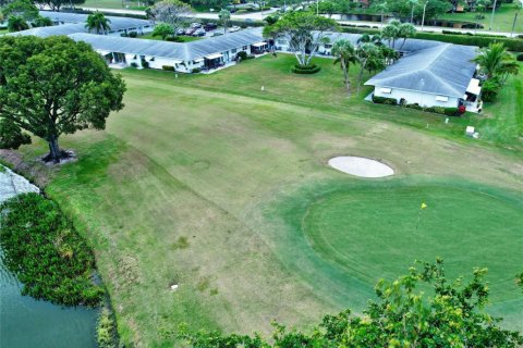 Condo in Boynton Beach, Florida, 2 bedrooms  № 2399632 - photo 12