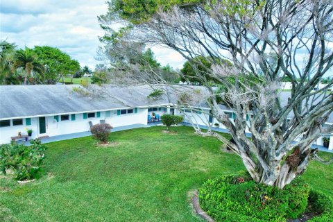 Condo in Boynton Beach, Florida, 2 bedrooms  № 2399632 - photo 2