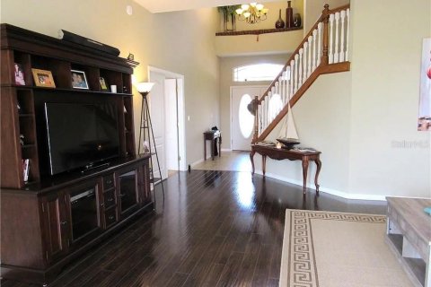Casa en venta en Spring Hill, Florida, 3 dormitorios, 256.41 m2 № 2095668 - foto 9