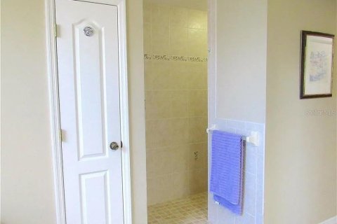 Casa en venta en Spring Hill, Florida, 3 dormitorios, 256.41 m2 № 2095668 - foto 14