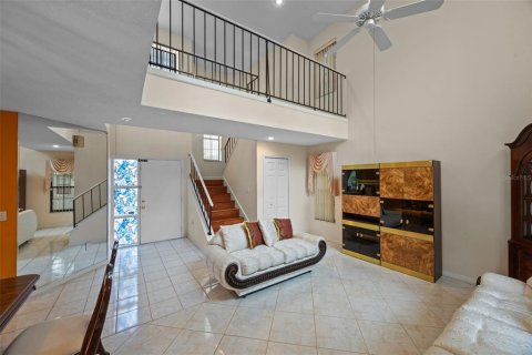 Casa en venta en Orlando, Florida, 4 dormitorios, 221.29 m2 № 1688046 - foto 4