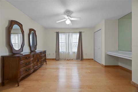 Casa en venta en Orlando, Florida, 4 dormitorios, 221.29 m2 № 1688046 - foto 18