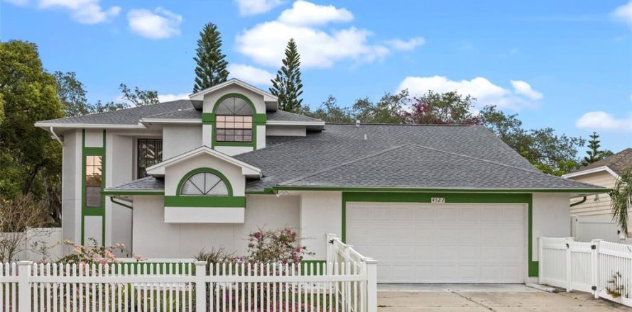 Casa en Orlando, Florida 4 dormitorios, 221.29 m2 № 1688046