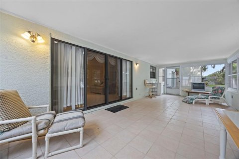Casa en venta en Orlando, Florida, 4 dormitorios, 221.29 m2 № 1688046 - foto 26