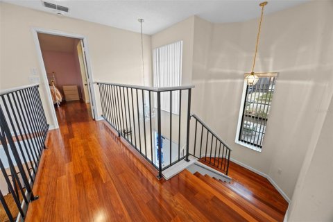 Casa en venta en Orlando, Florida, 4 dormitorios, 221.29 m2 № 1688046 - foto 8