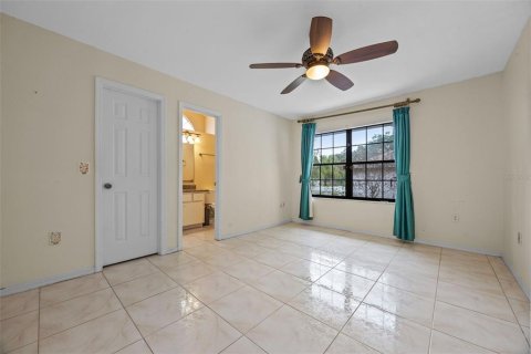 Casa en venta en Orlando, Florida, 4 dormitorios, 221.29 m2 № 1688046 - foto 21