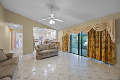 Casa en venta en Orlando, Florida, 4 dormitorios, 221.29 m2 № 1688046 - foto 14
