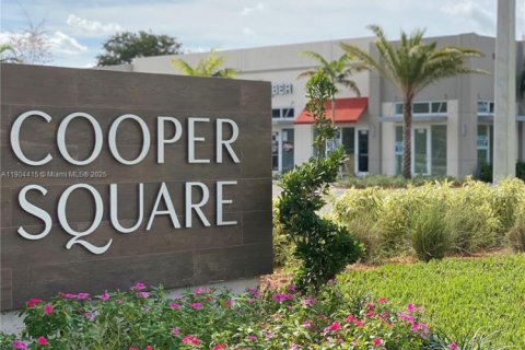 Купить коммерческую недвижимость в Купер-Сити, Флорида № 1956343 - фото 10
